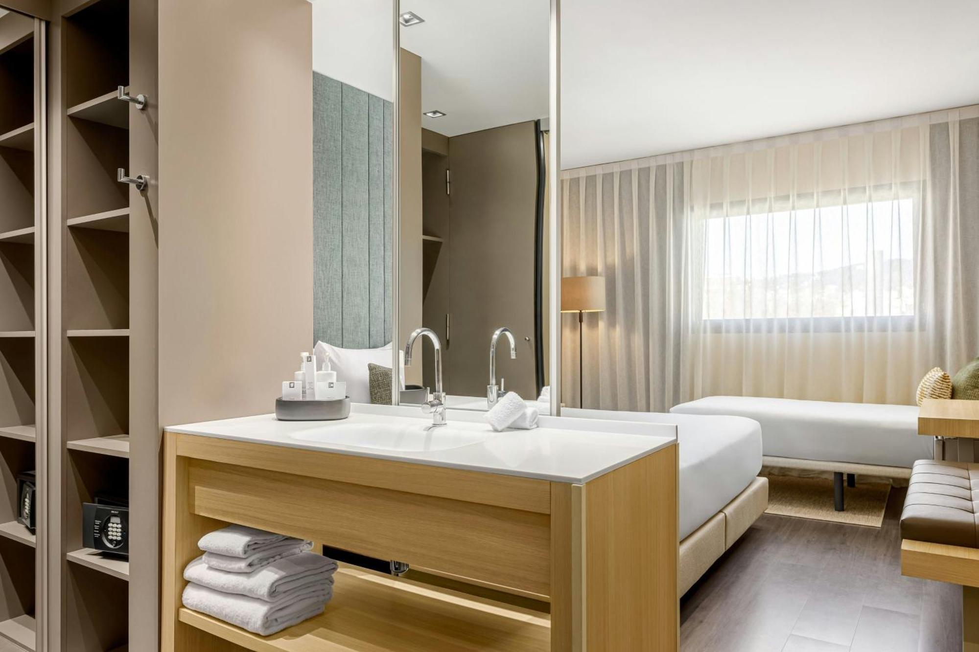 Ac Hotel Sants By Marriott — Photos 1